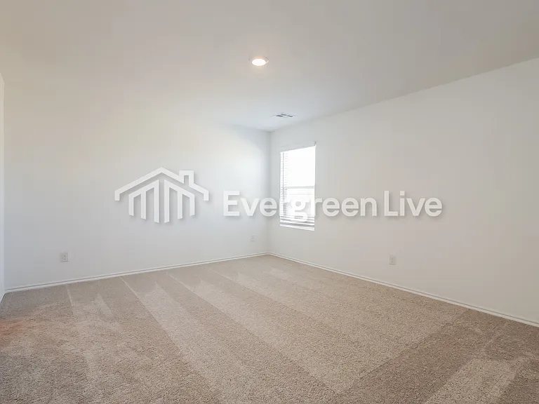 10905 SW 22nd St — Photo 8