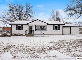 5945 Francis St, Lincoln, NE 68505