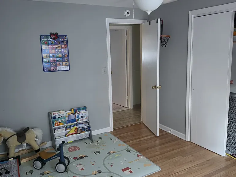 35 Foxon St #1 — Photo 9