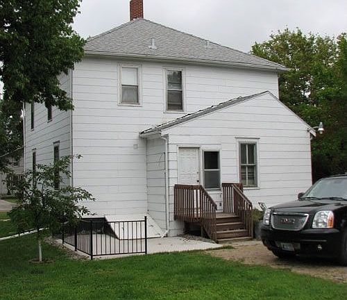 Back Yard / Barbeque and Patio