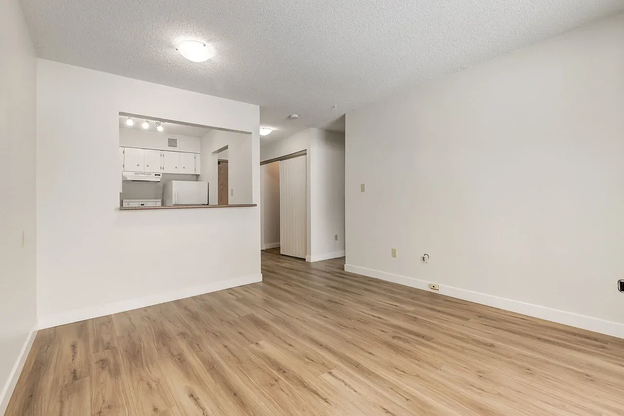 Cedarvilla Apartments — Photo 3