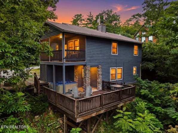 126 Cutter Gap Rd, Townsend, TN 37882