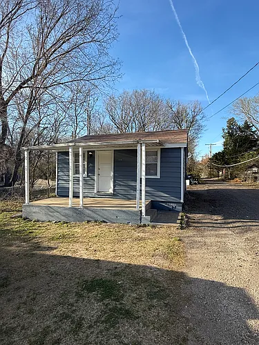 1806 SE 26th St Photo 1
