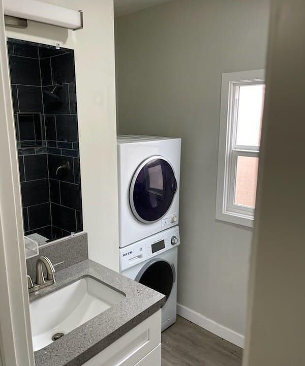 2nd image of 4452 Florida St #4451