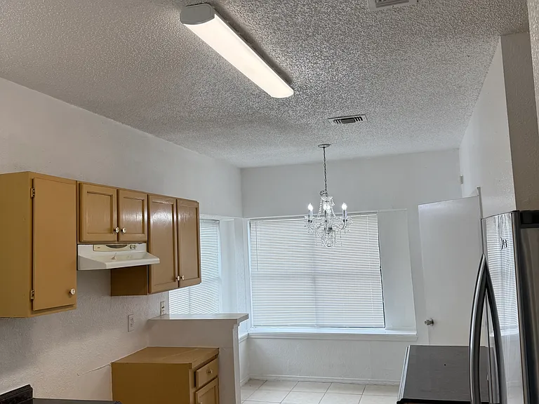 2536 Winter Oak St — Photo 8