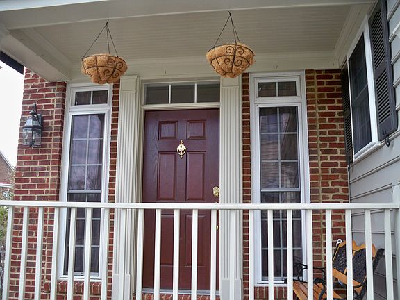Covered front entry