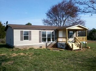 5526 Scott Jacobs Memorial Dr, Hurt, VA 24563