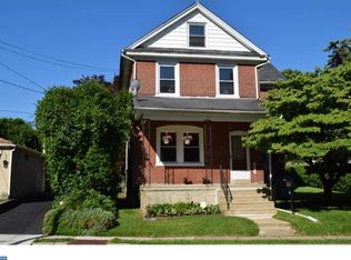 440 Valley Rd, Elkins Park, PA 19027