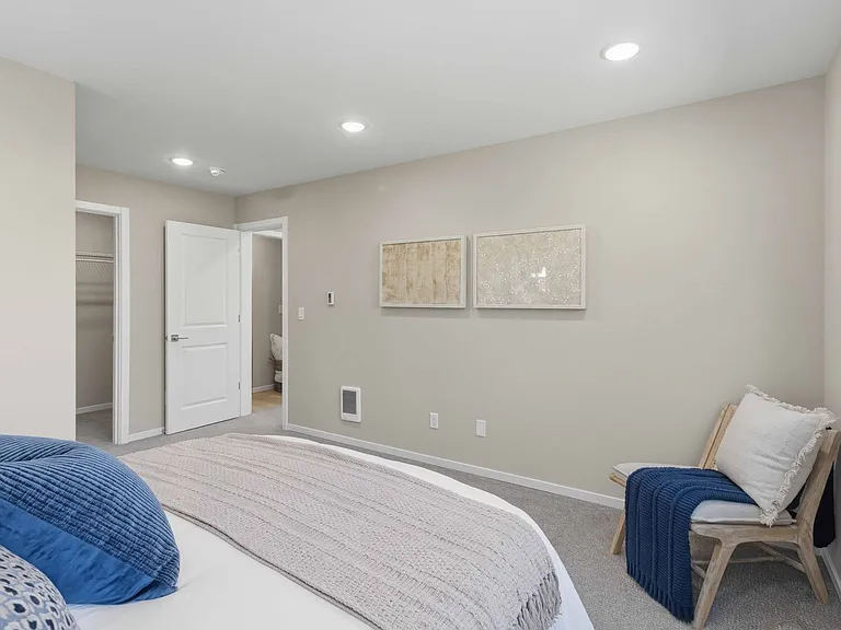 3536 S Brandon St #B — Photo 16