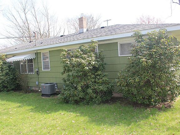 Back of house and yard