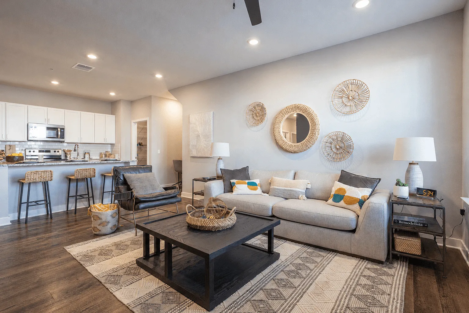 The Grove Apartments — Photo 3