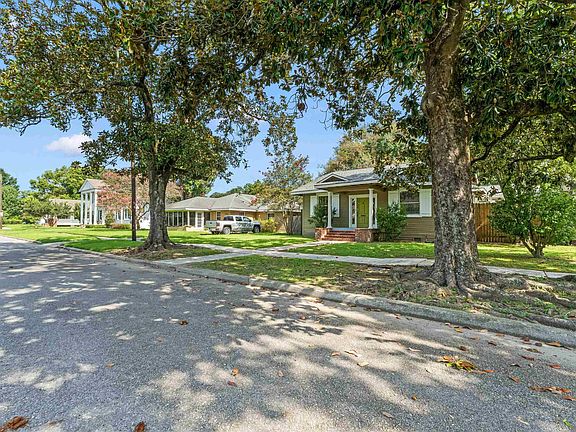 2nd image of 2233 Tulip St