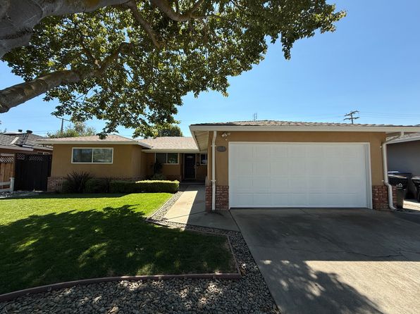 2443 Briarwood Dr