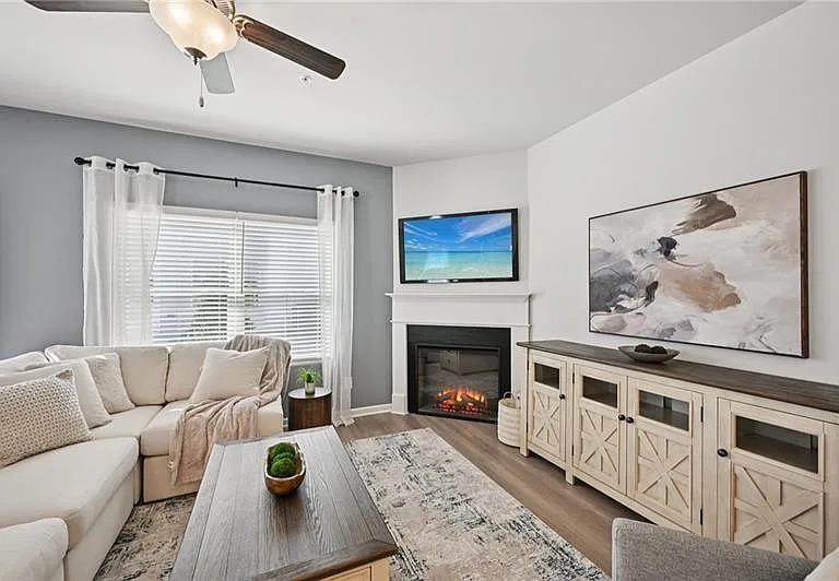 405 Lanier Cir — Photo 4