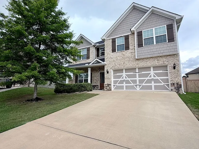 109 Taylor Leigh Ct — Photo 2