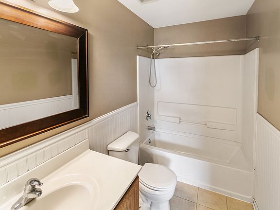 5th image of 3957 Preston Dr #3957