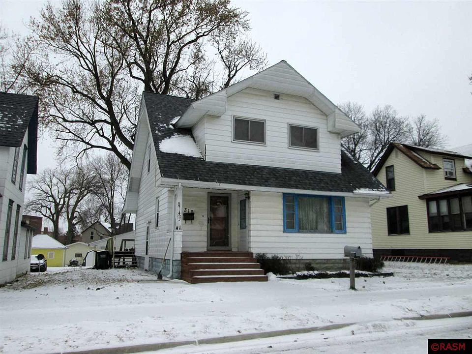 1st image of 312 7th St S