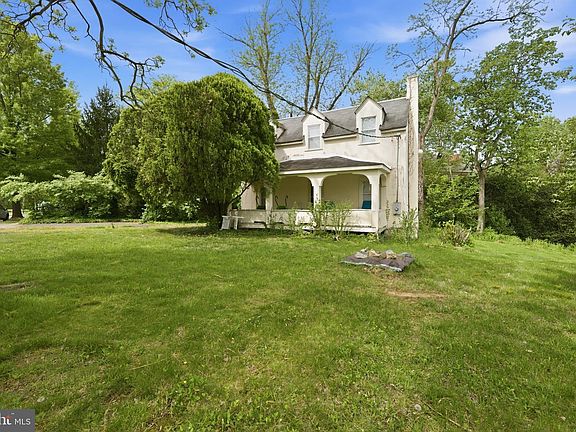 3rd image of 4464 N Old Glebe Rd