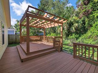 182 Tafflinger Rd, Crawfordville, FL 32327