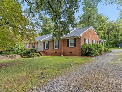 110 N Lindell Rd, Greensboro, NC, 27403