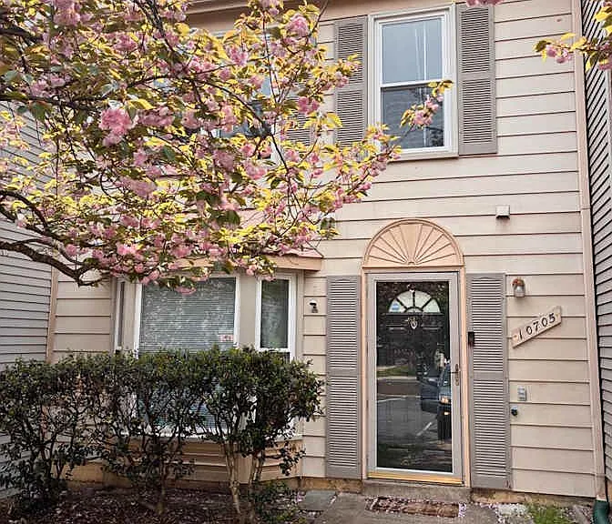 10705 Greta Lynn Ct #2 — Photo 3