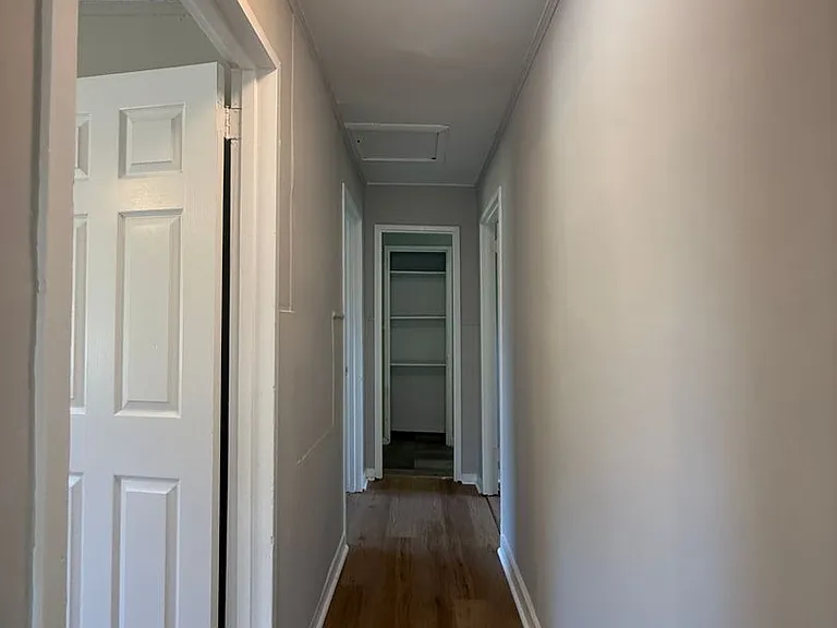 2529 Miles St — Photo 6