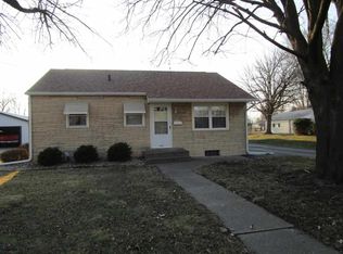 631 N Meadow St, Geneseo, IL 61254