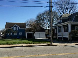 1330 Cranston St #2, Cranston, RI 02920