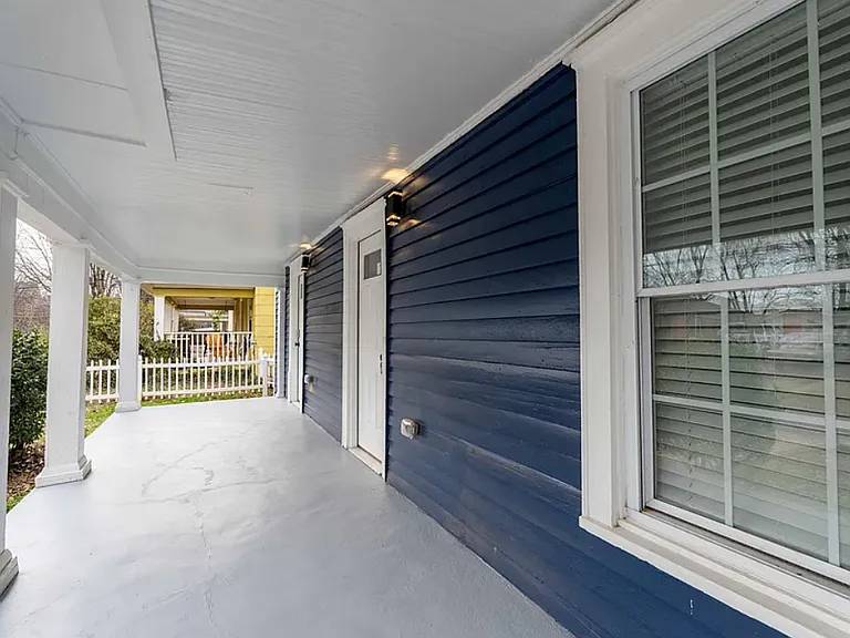 443 Lynch Ave NW — Photo 4