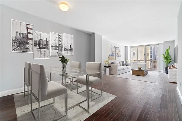 Sold by Voro, LLC | media 19