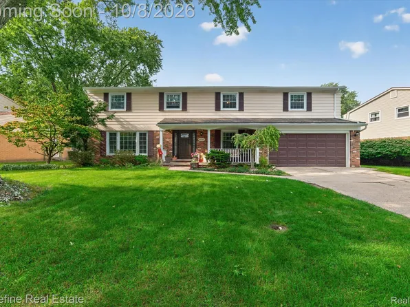 35484 Bennett St, Livonia, MI 48152