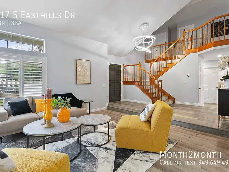 917 S Easthills Dr — Photo 3