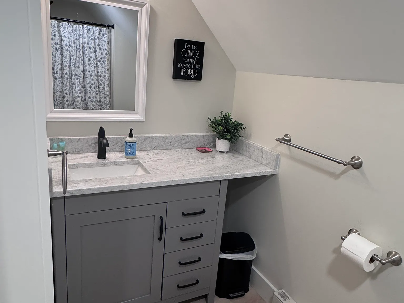 1 bed, 700 sqft, $2,000 — Photo 1