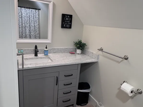 930 Roosevelt Trl, Windham, ME 04062