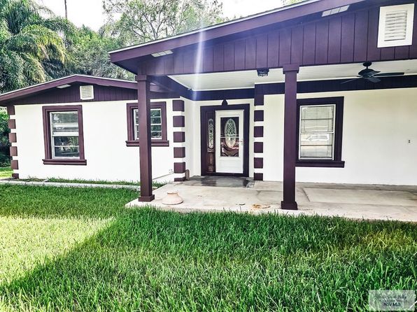 30 Acacia Lake Dr