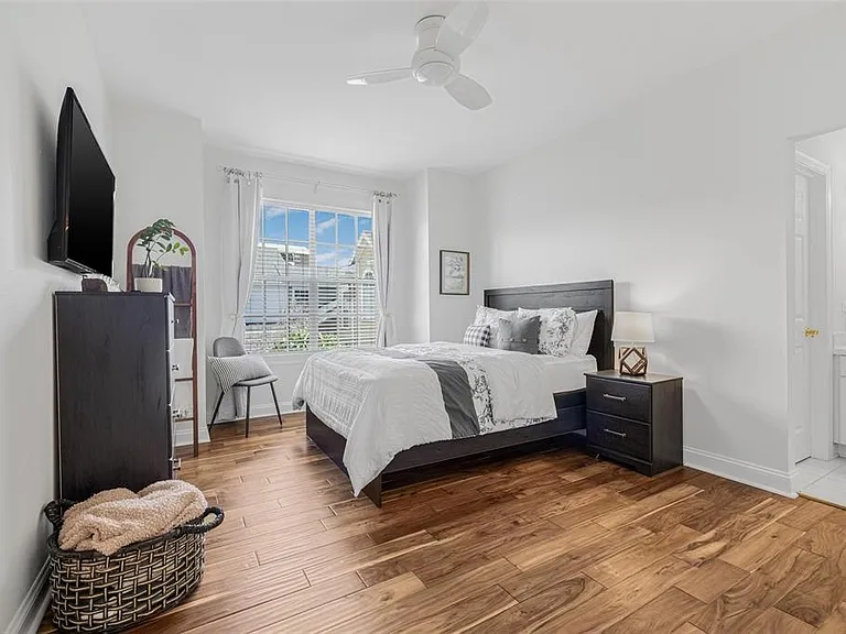 313 Inner Harbour Cir — Photo 28