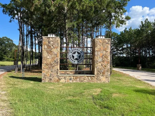 16023 Ridge Oak Rd, Willis, TX 77378