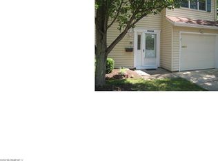 1719 Walnut Ln #8-53, Rocky River, OH