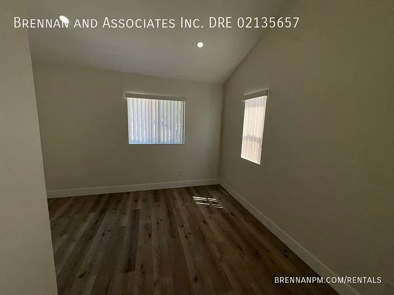 1130 Sumner Ave #J — Photo 22