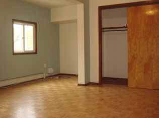 2065 Ellery Ave, Fort Lee, NJ 07024