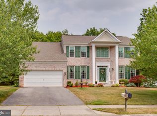 2324 Kanegis Dr, Waldorf, MD 20603