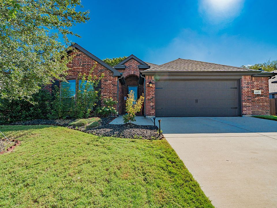1st image of 1912 Sunflower Dr