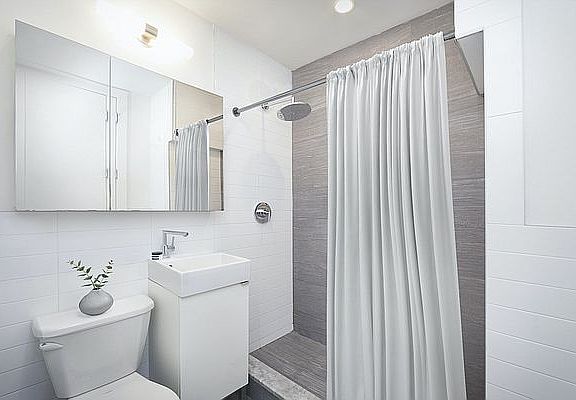 4th image of 201 E 33rd St APT 1B