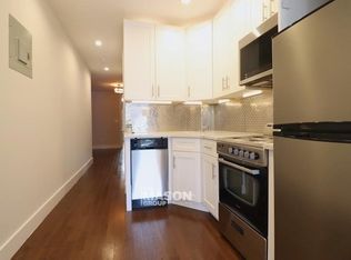 676 9th Ave APT 3, New York, NY 10036