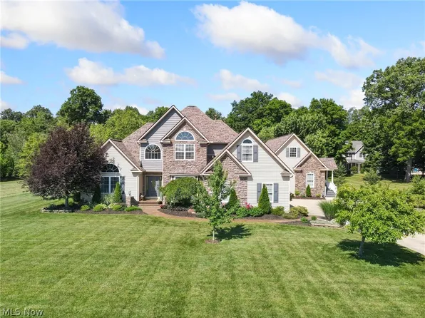 17400 Creekside St, Lagrange, OH 44050