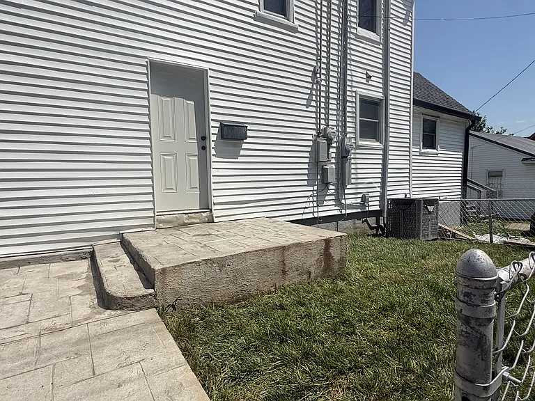 342 Glyndon Ave #B — Photo 11
