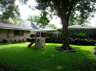 5911 McKnight St, Houston, TX 77035