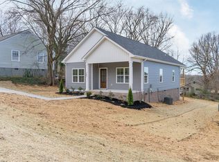 207 N Walnut St, Springfield, TN 37172