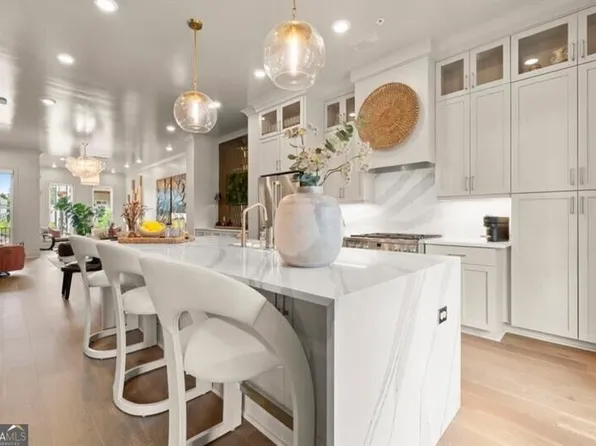 520 Fisher Dr, Alpharetta, GA 30009