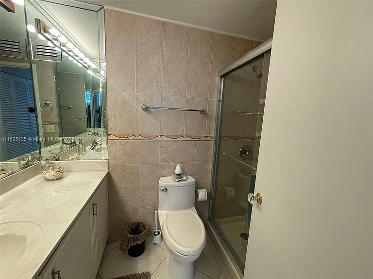 3505 S Ocean Dr #917 — Photo 7